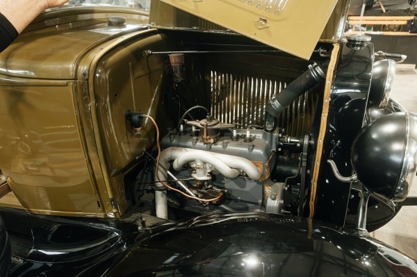 «Из города Москва звонят по причине этой машинки, но я не отдам. Я чувствую, это не настоящие ценители» «Из города Москва звонят по причине этой машинки, но я не отдам. Я чувствую, это не настоящие ценители»