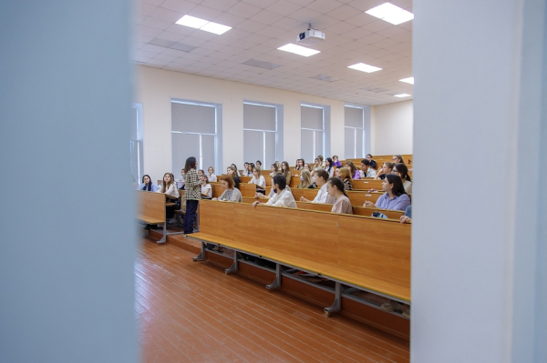 «Нет оснований сокрушаться, что год был тяжелым. Мы не теряем оптимистического настроя» «Нет оснований сокрушаться, что год был тяжелым. Мы не теряем оптимистического настроя»