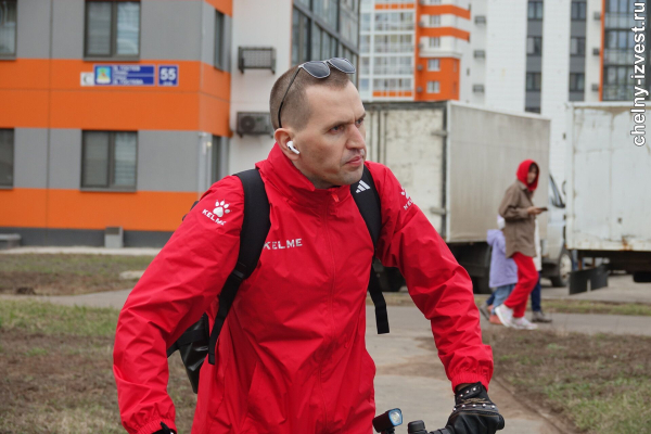 &laquo;Грязюка, запаркованность&raquo;: в Челнах воспретят оставлять машинки на проспектах