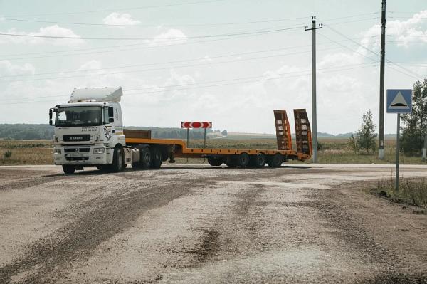 &laquo;Камиль Римович, син этот молодец, да. Однако есть вопросы к вашей работе. Без бит сине мактанырга чакырмадык&raquo;