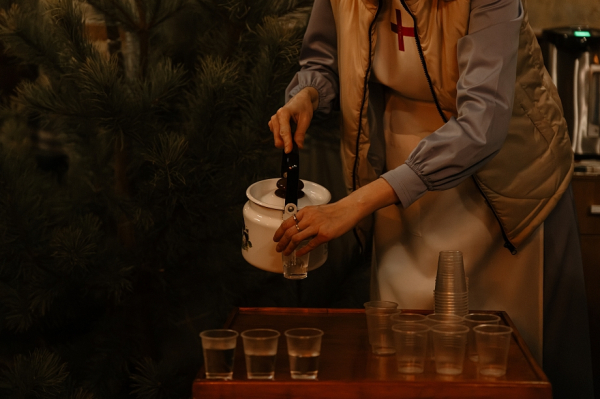 «Помолимся горячо за наших воинов, которые встречают это Рождество в боях за наше будущее» «Помолимся горячо за наших воинов, которые встречают это Рождество в боях за наше будущее»