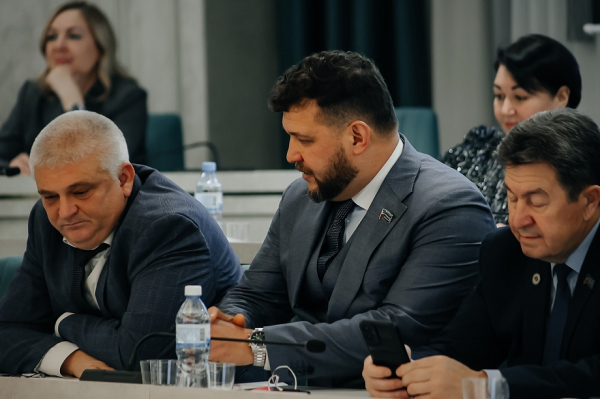 &laquo;30 кг сбросил. Это гласит о многом &ndash; человек пылает на работе, с душой относится к данному делу&raquo;