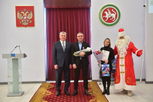 65 тысяч семей получили материнские сертификаты 65 тысяч семей получили материнские сертификаты