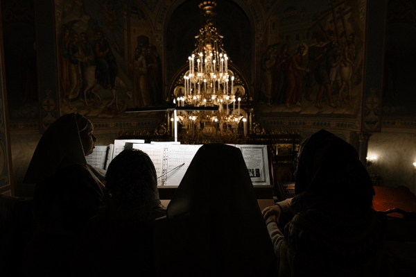 «Помолимся горячо за наших воинов, которые встречают это Рождество в боях за наше будущее» «Помолимся горячо за наших воинов, которые встречают это Рождество в боях за наше будущее»