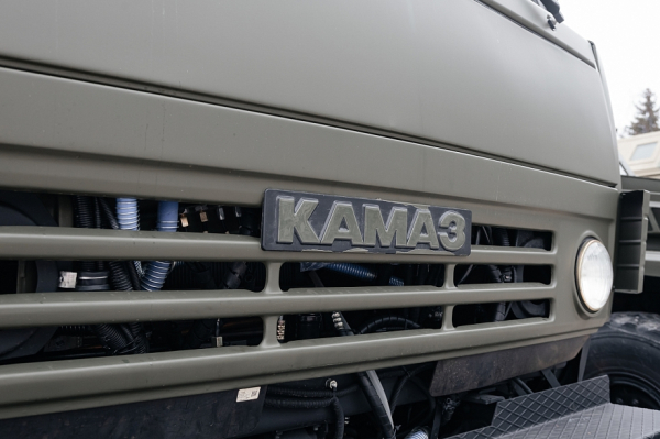 «КАМАЗ» не хочет следовать тенденциям сероватого сектора. Подобные машинки разрушают дороги» «КАМАЗ» не хочет следовать тенденциям сероватого сектора. Подобные машинки разрушают дороги»