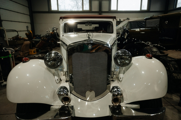 «Из города Москва звонят по причине этой машинки, но я не отдам. Я чувствую, это не настоящие ценители» «Из города Москва звонят по причине этой машинки, но я не отдам. Я чувствую, это не настоящие ценители»