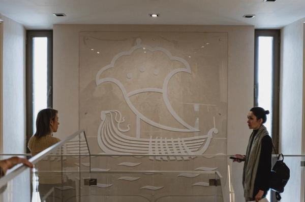 «Когда я только пришел в Челны, мне предложили: давайте начнем с ремонта мэрии. Я говорю: «А что, это самое срочное что ли?» «Когда я только пришел в Челны, мне предложили: давайте начнем с ремонта мэрии. Я говорю: «А что, это самое срочное что ли?»