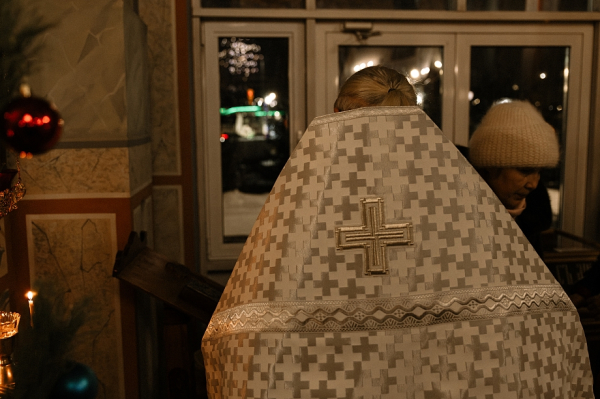 «Помолимся горячо за наших воинов, которые встречают это Рождество в боях за наше будущее» «Помолимся горячо за наших воинов, которые встречают это Рождество в боях за наше будущее»