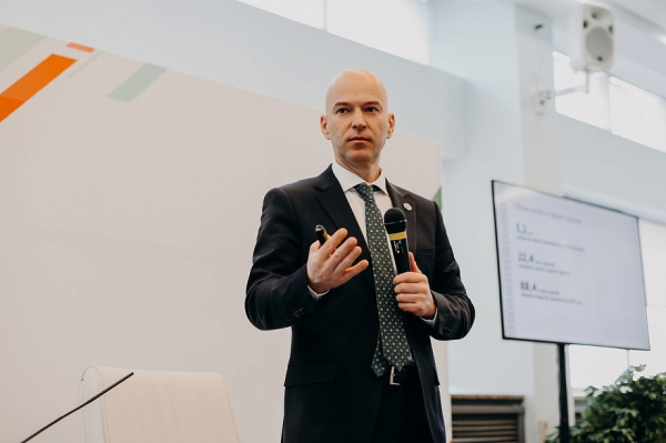 «Все так называемые подрядчики, как оказывается, как-то меж собой соединены, я об этом даже и не знала» «Все так называемые подрядчики, как оказывается, как-то меж собой соединены, я об этом даже и не знала»