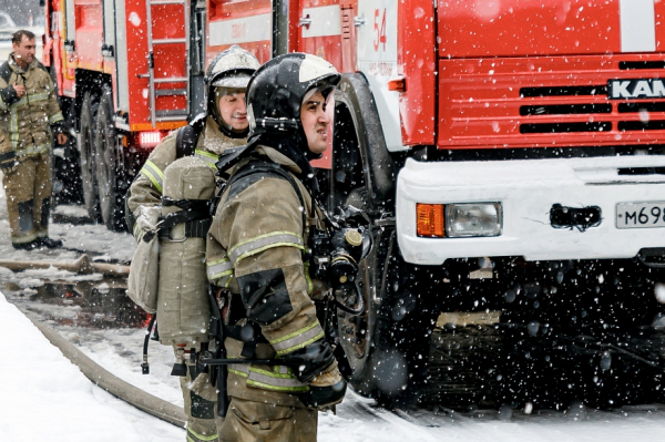 «Мы под бой кремлевских часов ходили находили малыша, который потерялся на ели. Слава Богу, обнаружили» «Мы под бой кремлевских часов ходили находили малыша, который потерялся на ели. Слава Богу, обнаружили»