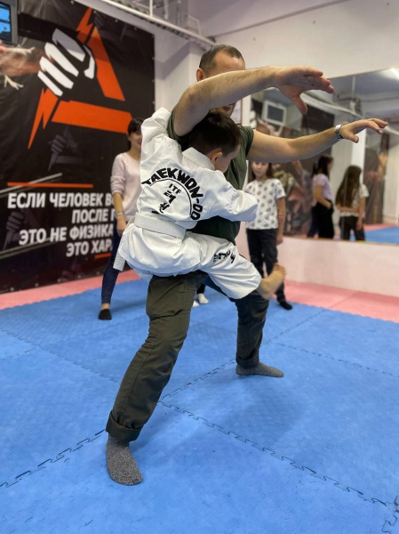 Дамир Хуснутдинов: «Достижения малыша, также спортивные, зарождаются в семье» Дамир Хуснутдинов: «Достижения малыша, также спортивные, зарождаются в семье»