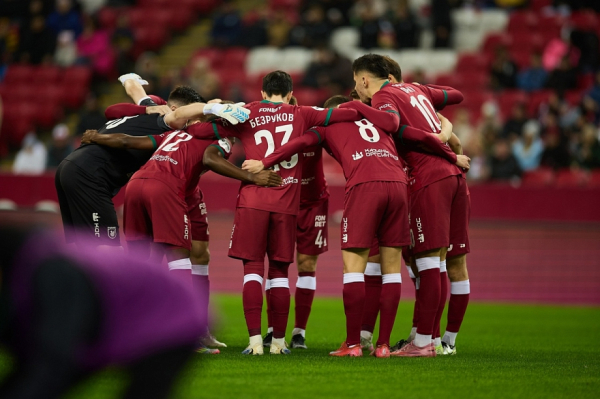 Игрокам «Рубина» в официальном порядке представили нового основного наставника Игрокам «Рубина» в официальном порядке представили нового основного наставника