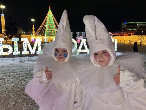 Челны отгуляли Старый Новый год: сегодня начнется демонтаж елки