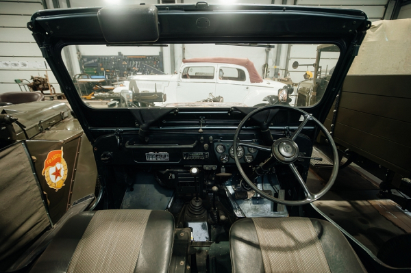 «Из города Москва звонят по причине этой машинки, но я не отдам. Я чувствую, это не настоящие ценители» «Из города Москва звонят по причине этой машинки, но я не отдам. Я чувствую, это не настоящие ценители»