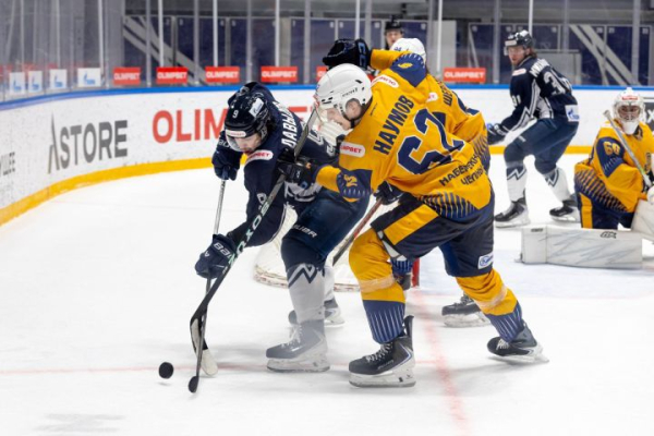 ХК &laquo;Челны&raquo; прервал победную серию игр на льду в Казани