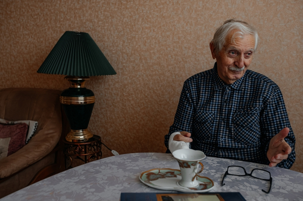 «Мы под бой кремлевских часов ходили находили малыша, который потерялся на ели. Слава Богу, обнаружили» «Мы под бой кремлевских часов ходили находили малыша, который потерялся на ели. Слава Богу, обнаружили»