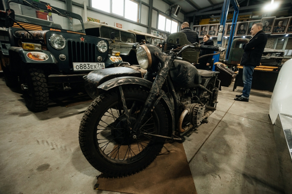 «Из города Москва звонят по причине этой машинки, но я не отдам. Я чувствую, это не настоящие ценители» «Из города Москва звонят по причине этой машинки, но я не отдам. Я чувствую, это не настоящие ценители»