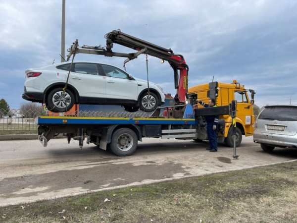 &laquo;Грязюка, запаркованность&raquo;: в Челнах воспретят оставлять машинки на проспектах