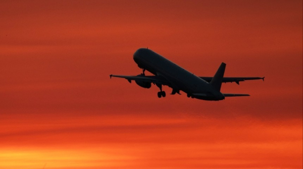 Самолет с хоккеистами «Амура» сделал критическую высадку в Набережных Челнах Самолет с хоккеистами «Амура» сделал критическую высадку в Набережных Челнах