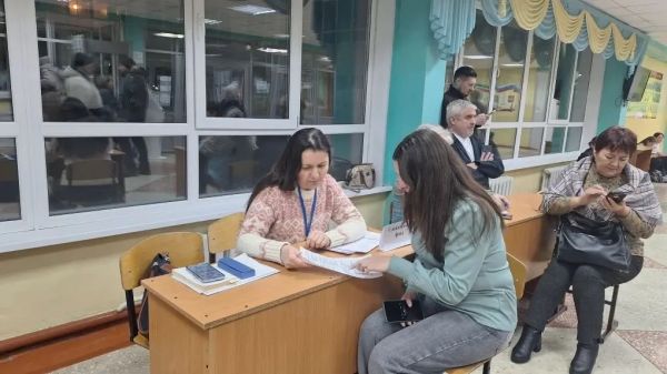 Встречи с жителями прошли в трех районах Набережных Челнов Встречи с жителями прошли в трех районах Набережных Челнов