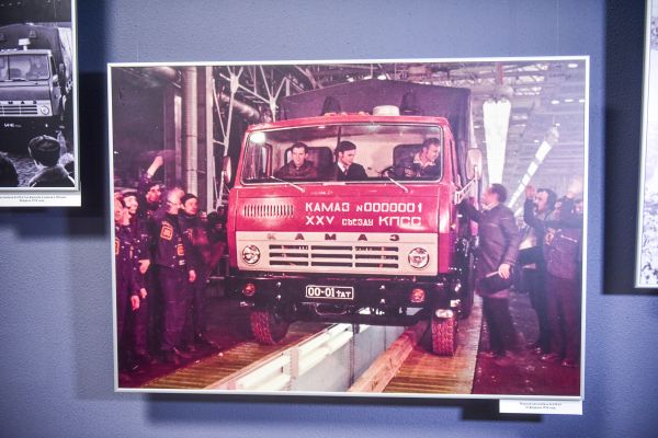 В Набережных Челнах открыли Год 400-летия со дня основания города В Набережных Челнах открыли Год 400-летия со дня основания города