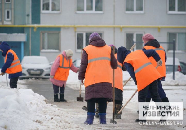 Дворник &ndash; не горничная: в челнинской УК рассказали о потребительском терроризме