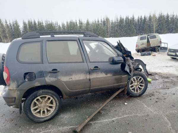 На дороге Набережные Челны — Нижнекамск в ДТП с «буханкой» погиб пассажир На дороге Набережные Челны — Нижнекамск в ДТП с «буханкой» погиб пассажир