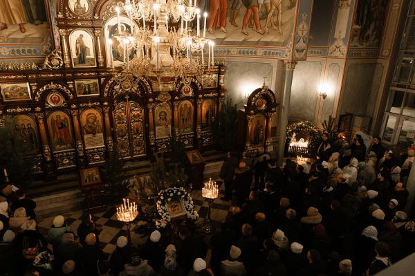 «Помолимся горячо за наших воинов, которые встречают это Рождество в боях за наше будущее» «Помолимся горячо за наших воинов, которые встречают это Рождество в боях за наше будущее»