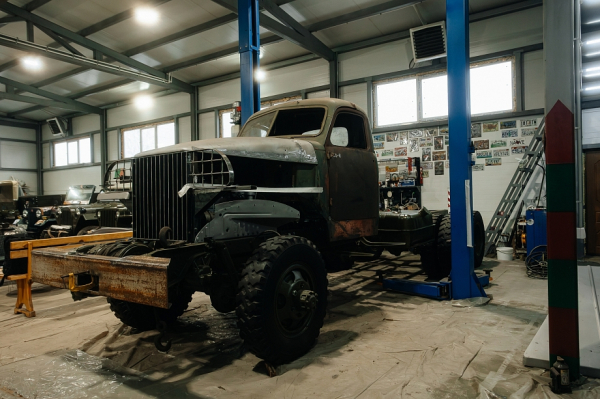 «Из города Москва звонят по причине этой машинки, но я не отдам. Я чувствую, это не настоящие ценители» «Из города Москва звонят по причине этой машинки, но я не отдам. Я чувствую, это не настоящие ценители»