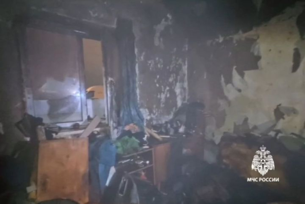 В Татарстане должник по коммуналке умер, освещая жилище свечой В Татарстане должник по коммуналке умер, освещая жилище свечой