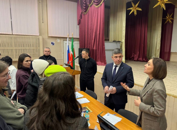 Встречи с жителями прошли в трех районах Набережных Челнов Встречи с жителями прошли в трех районах Набережных Челнов