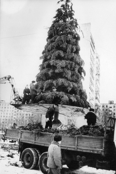 Хроники Нового года. Как в Челнах отмечали в прошедшем веке 