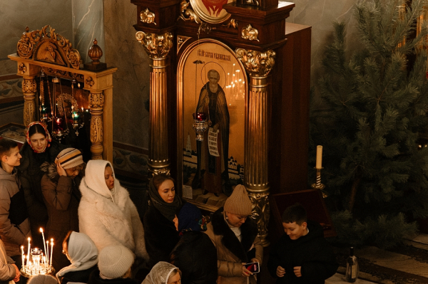 «Помолимся горячо за наших воинов, которые встречают это Рождество в боях за наше будущее» «Помолимся горячо за наших воинов, которые встречают это Рождество в боях за наше будущее»