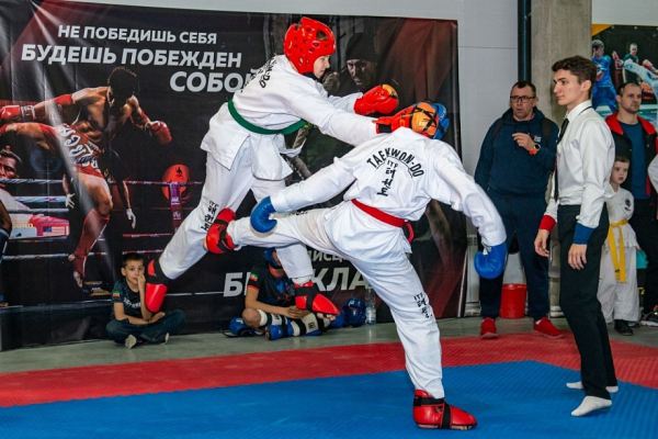 Дамир Хуснутдинов: «Достижения малыша, также спортивные, зарождаются в семье» Дамир Хуснутдинов: «Достижения малыша, также спортивные, зарождаются в семье»