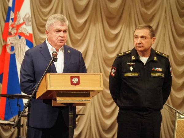 Наиль Магдеев посетил покалеченых бойцов в Военно‑мед академии имени Кирова Наиль Магдеев посетил покалеченых бойцов в Военно‑мед академии имени Кирова