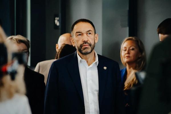 &laquo;Размер работ по магистралям еще чрезвычайно большой. Ясно, что ничего не делается просто так, по щучьему велению&raquo;