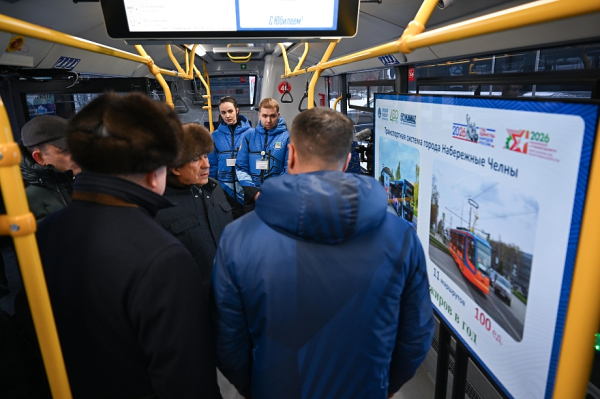 «Еще одна непростая задачка – стройку Столичного проспекта. Это остро нужно…» «Еще одна непростая задачка – стройку Столичного проспекта. Это остро нужно…»