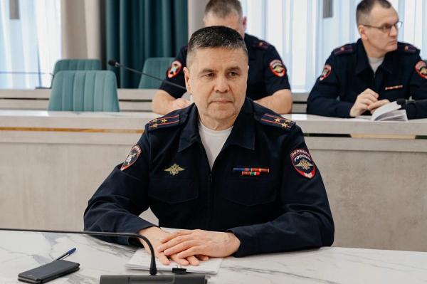 «Чем лучше дороги, тем опаснее ведут себя водители. Почти всегда причина – нарушение требований» «Чем лучше дороги, тем опаснее ведут себя водители. Почти всегда причина – нарушение требований»