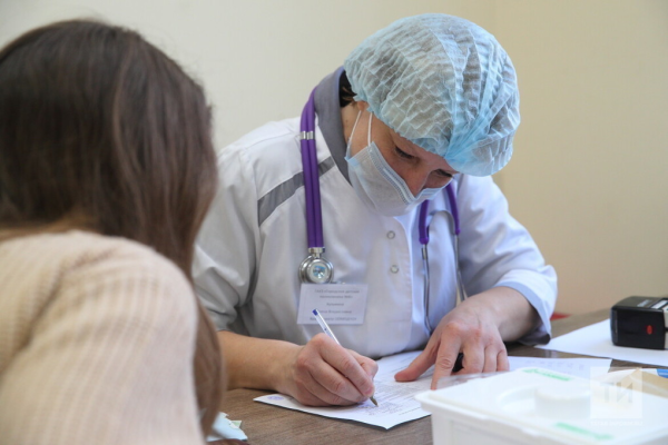 В Татарстане 12 тысяч человек захворали гриппом и ОРВИ