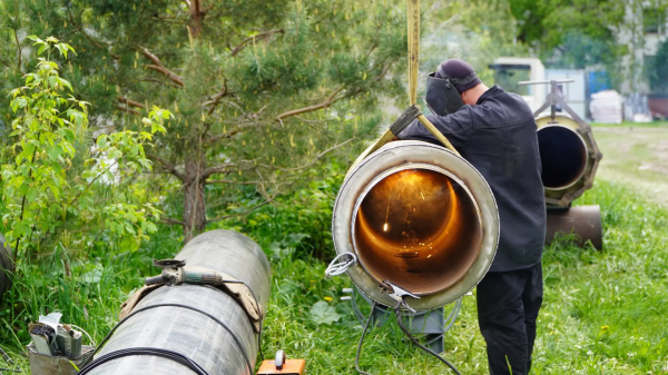 Минниханов похвалил энергетиков Челнов за ремонтные работы 20 км термических сетей