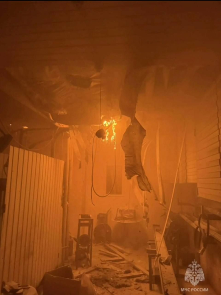 В Набережных Челнах в результате пожара в гараже пострадали двое мужчин В Набережных Челнах в результате пожара в гараже пострадали двое мужчин