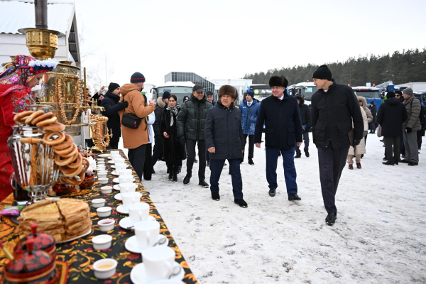 Минниханов в Челнах: &laquo;Без трамвая нельзя, без мед кадров нереально!&raquo;