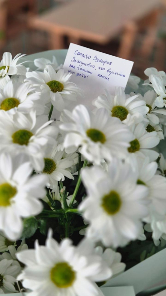 Сотрудник полиции и медработник обручились в школе Челнов, где познакомились Сотрудник полиции и медработник обручились в школе Челнов, где познакомились