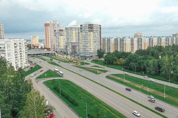 Почему Яшьлек, а не Комсомольский: история названий проспектов Челнов Почему Яшьлек, а не Комсомольский: история названий проспектов Челнов