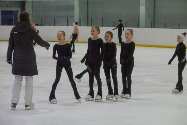 Атлеты в очереди: почему Набережным Челнам не хватает ледовых арен Атлеты в очереди: почему Набережным Челнам не хватает ледовых арен