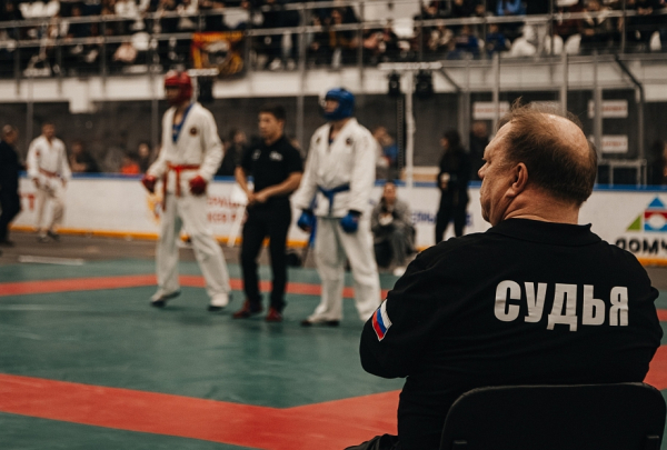 «Еще одна непростая задачка – стройку Столичного проспекта. Это остро нужно…» «Еще одна непростая задачка – стройку Столичного проспекта. Это остро нужно…»