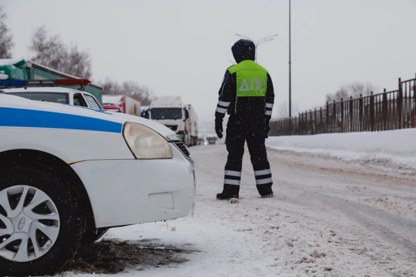 «Чем лучше дороги, тем опаснее ведут себя водители. Почти всегда причина – нарушение требований» «Чем лучше дороги, тем опаснее ведут себя водители. Почти всегда причина – нарушение требований»
