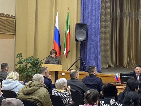 В Набережных Челнах подводят итоги года в районах города В Набережных Челнах подводят итоги года в районах города