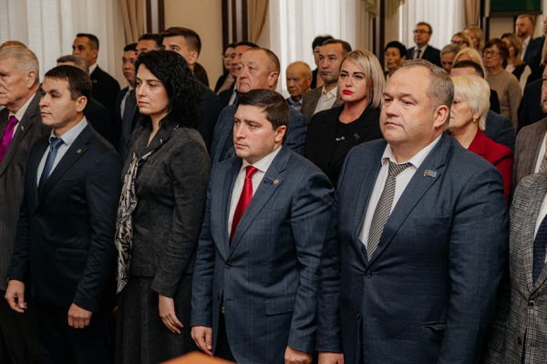 &laquo;Размер работ по магистралям еще чрезвычайно большой. Ясно, что ничего не делается просто так, по щучьему велению&raquo;