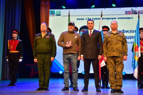 В Набережных Челнах одарили военных 